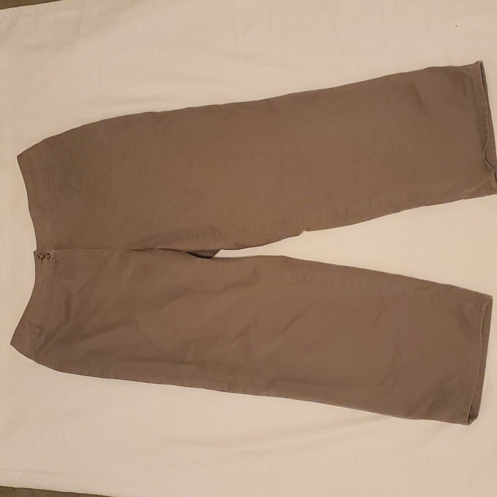 First issue Liz Claiborne Company petite khaki size 14 petite
